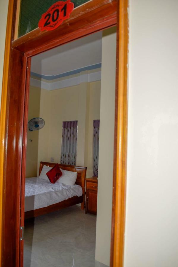 Phong Nha Orient Hotel מראה חיצוני תמונה
