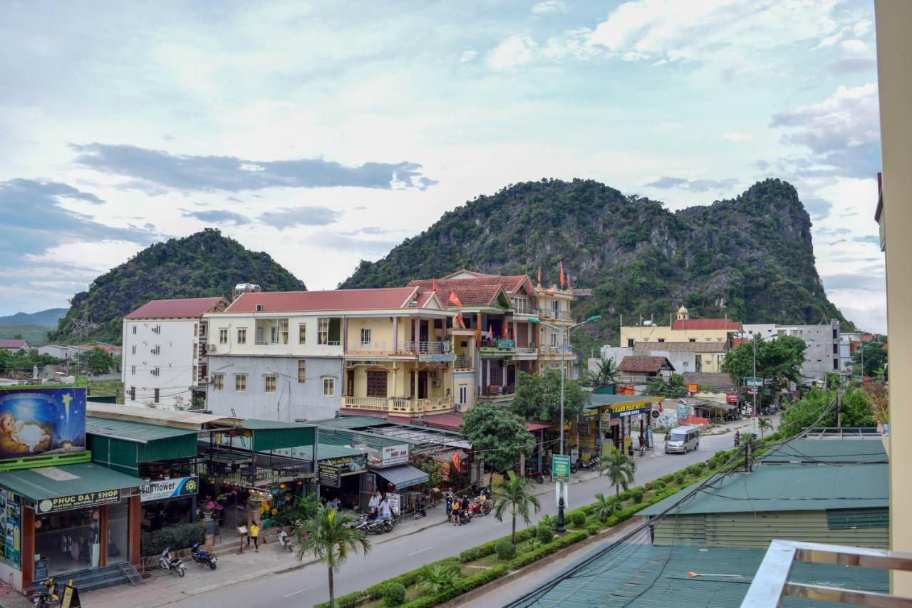 Phong Nha Orient Hotel מראה חיצוני תמונה